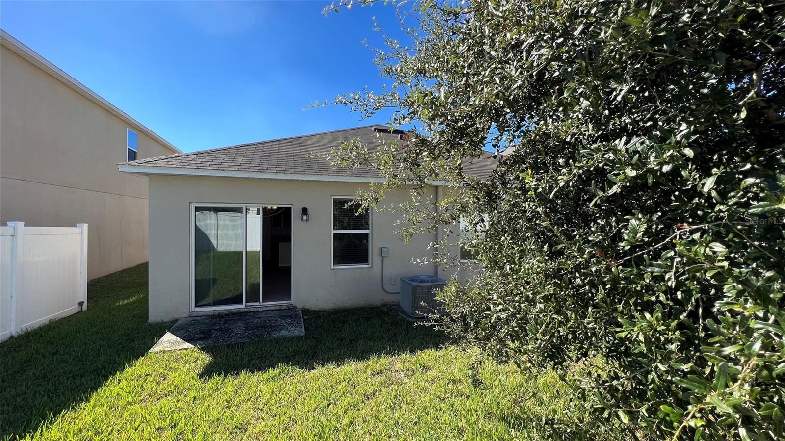 SAWGRASS BAY PH 2A - Residential Lease