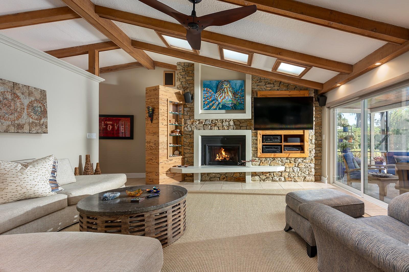 SPRING LAKE HILLS SEC 5 - Residential