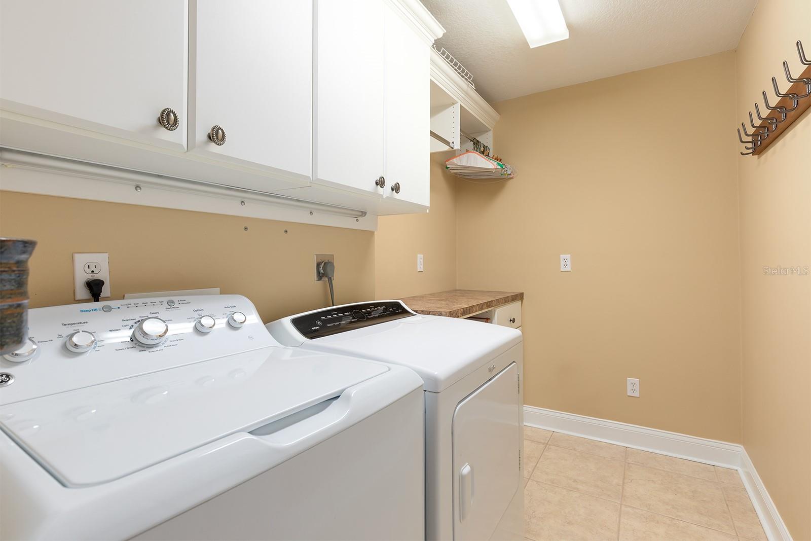 SPRING LAKE HILLS SEC 5 - Residential