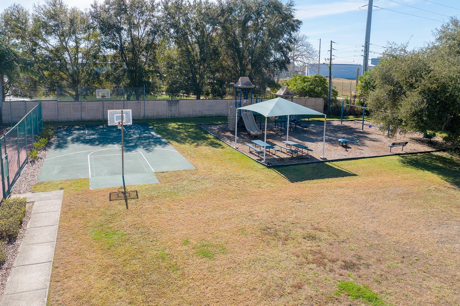 SPRING LAKE HILLS SEC 5 - Residential