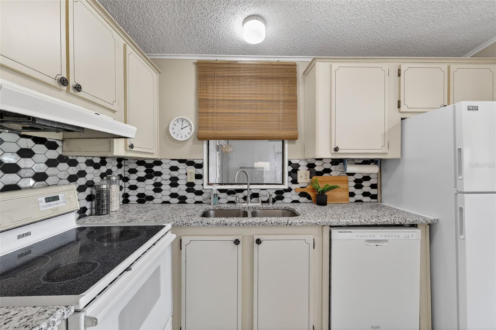 ORANGE BLOSSOM GARDENS - Residential