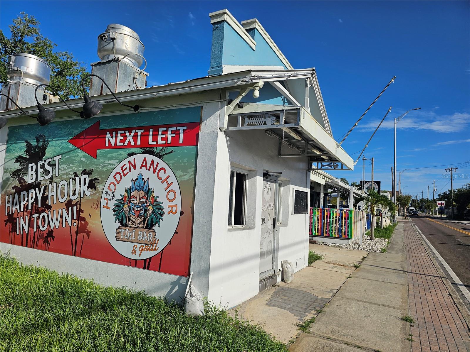 606 N PINELLAS AVENUE