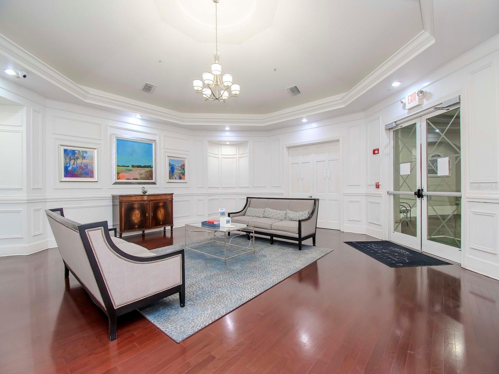 PARKCREST HARBOUR ISLAND CONDO - Residential