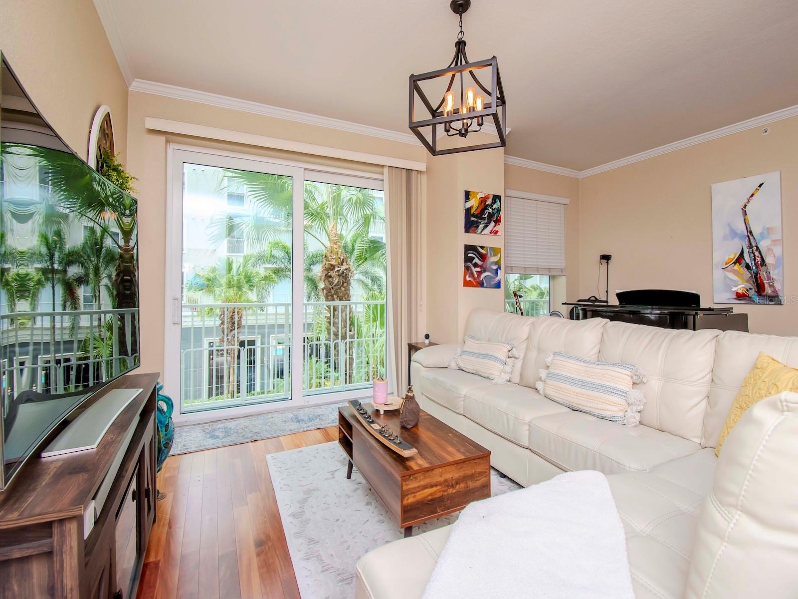 PARKCREST HARBOUR ISLAND CONDO - Residential