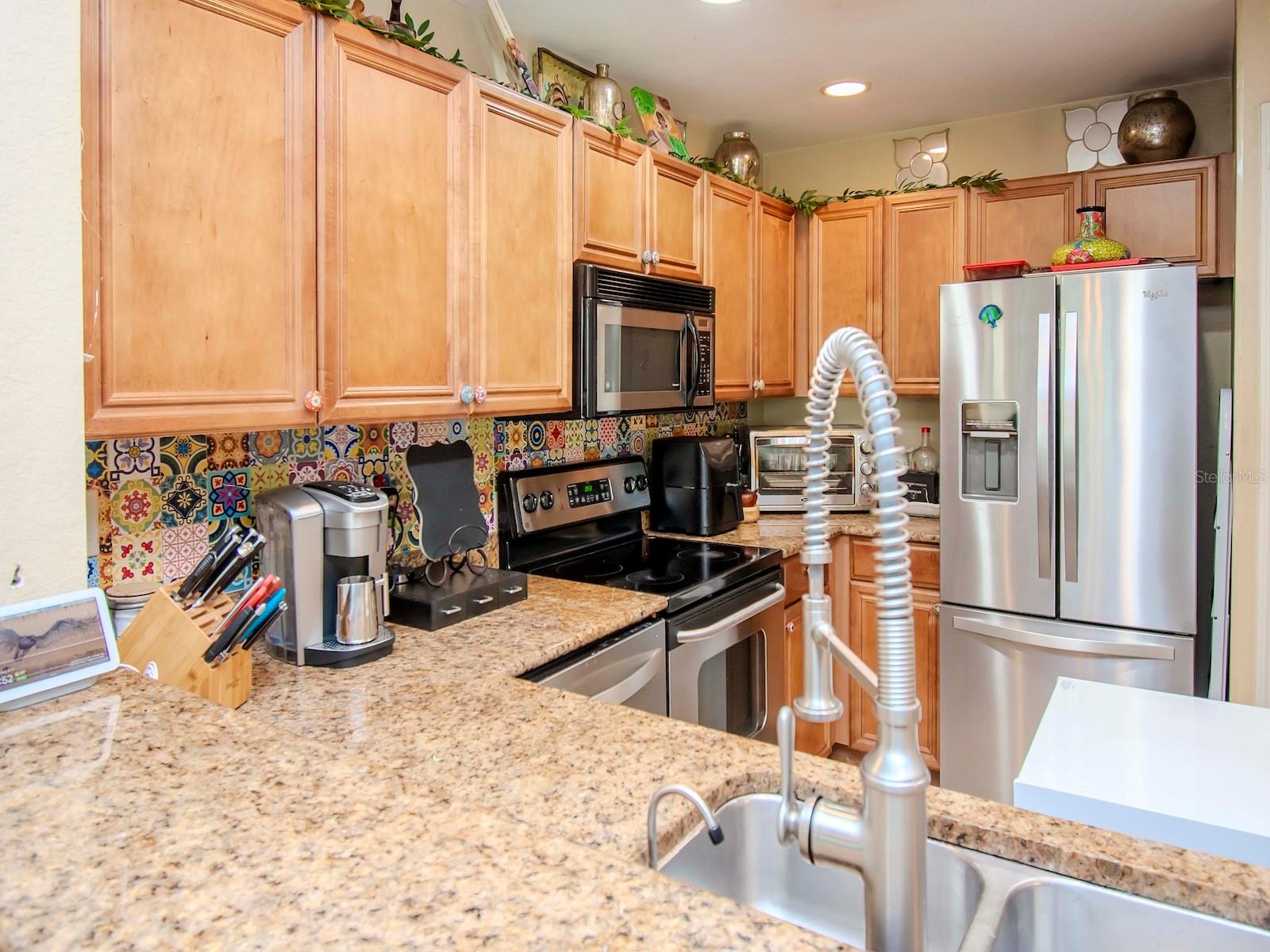 PARKCREST HARBOUR ISLAND CONDO - Residential