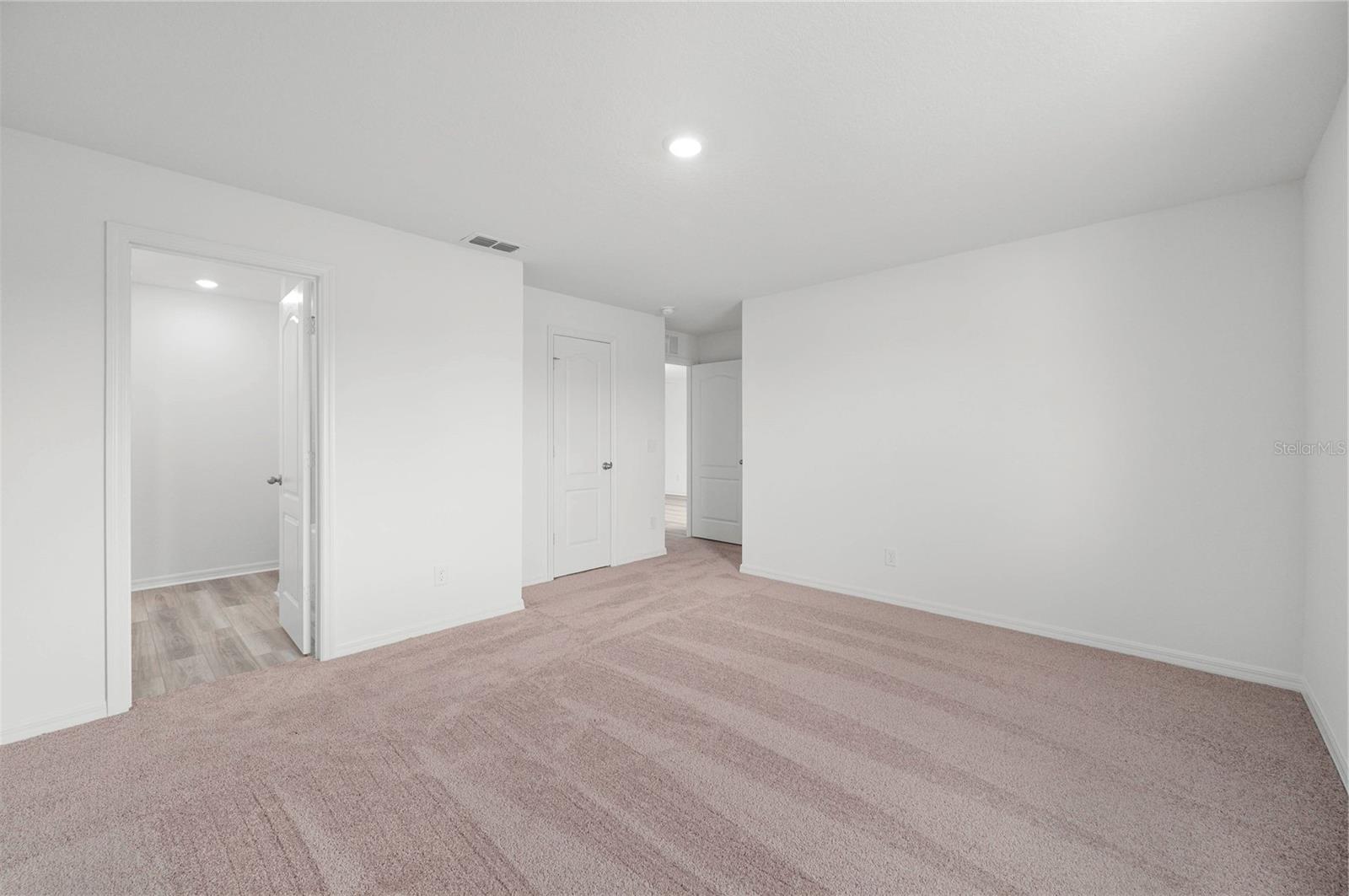 GUM LAKE PRESERVE - Residential