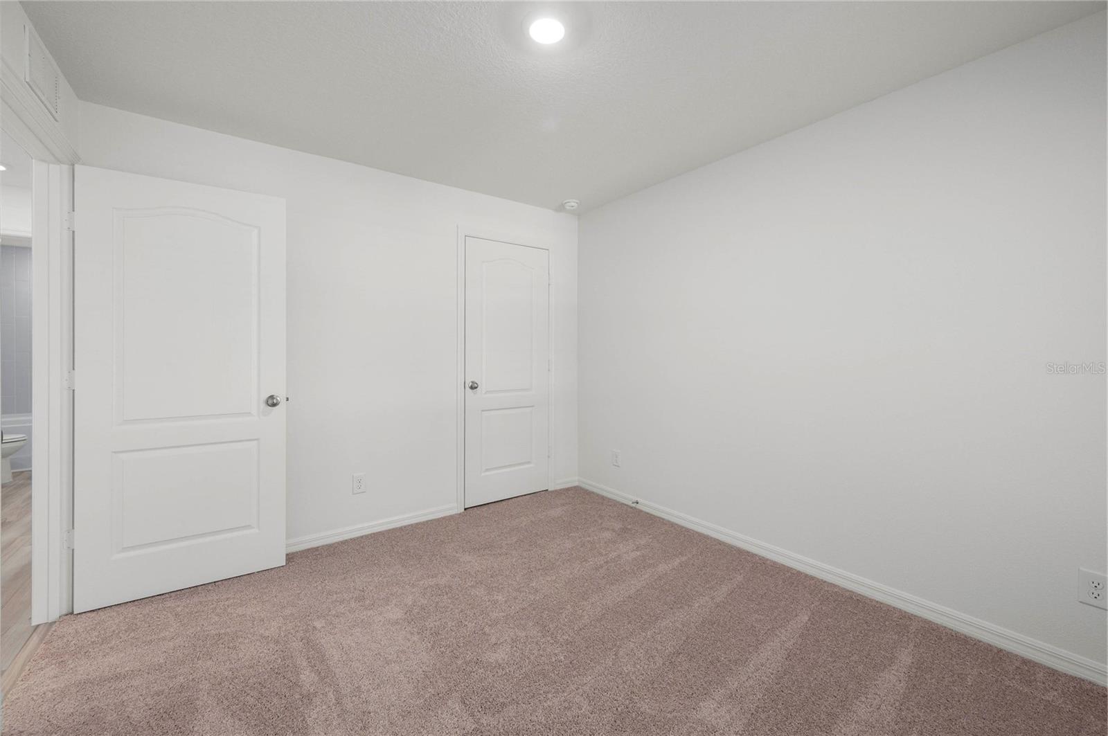 GUM LAKE PRESERVE - Residential