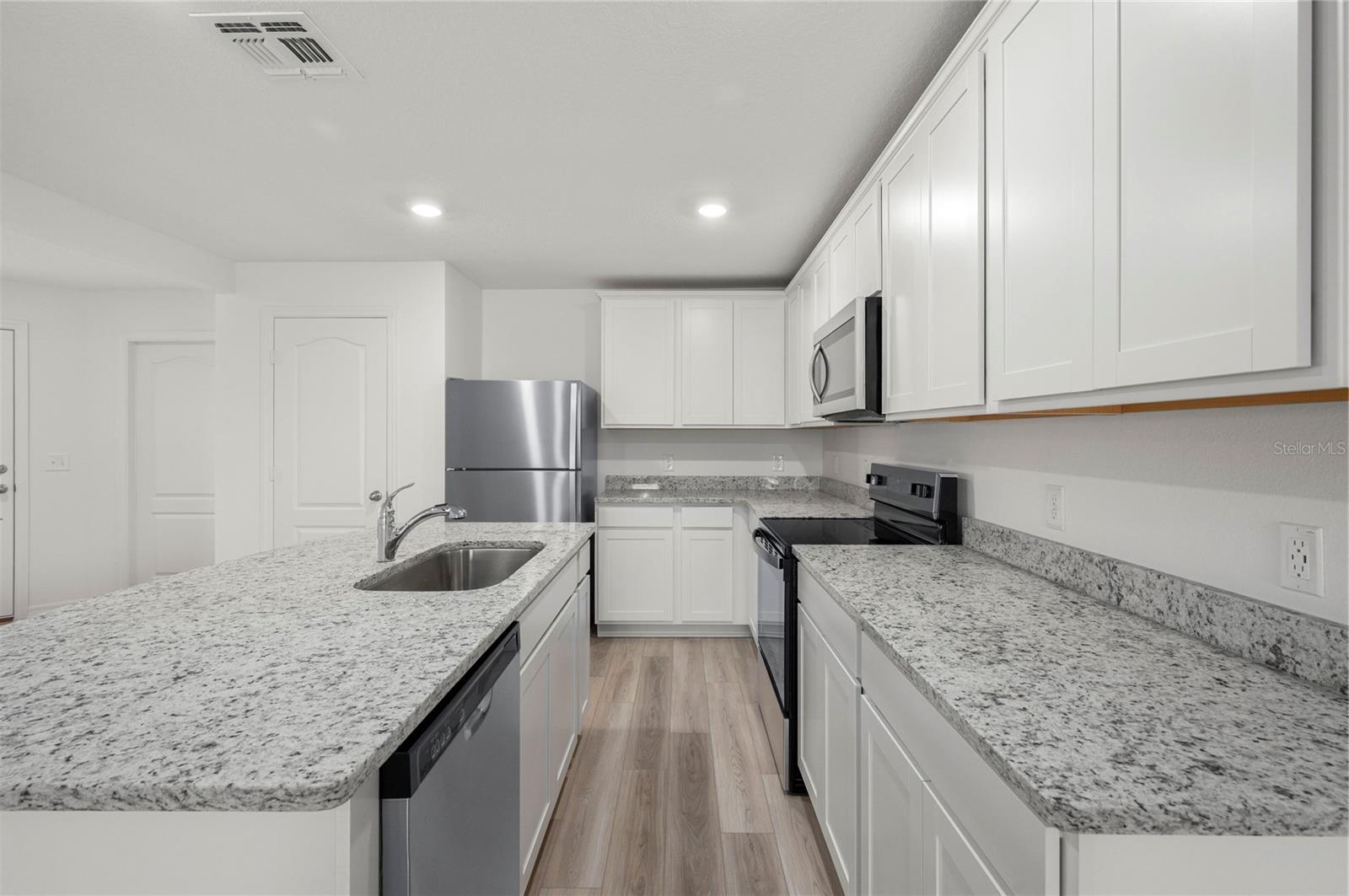 GUM LAKE PRESERVE - Residential