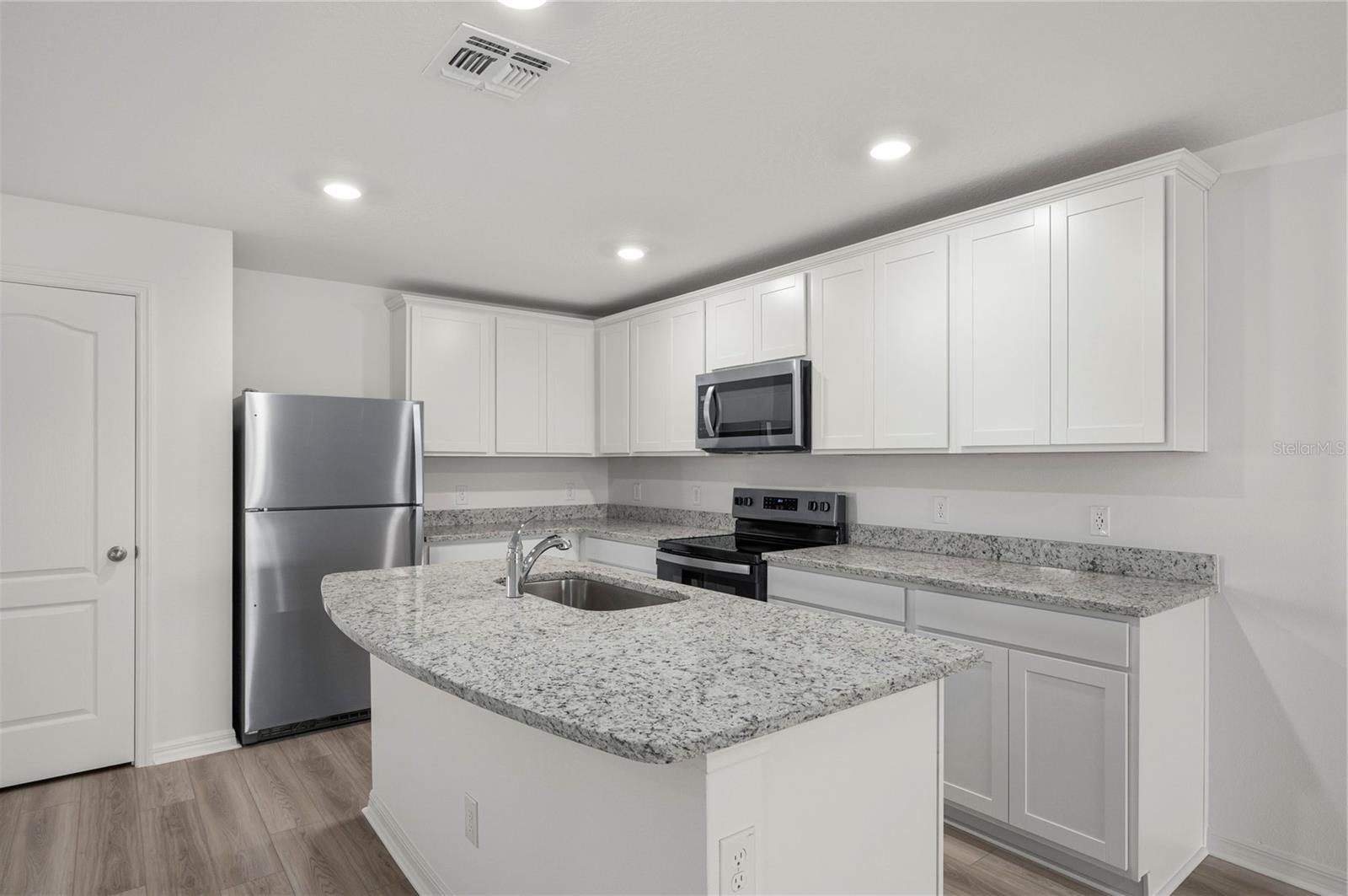 GUM LAKE PRESERVE - Residential