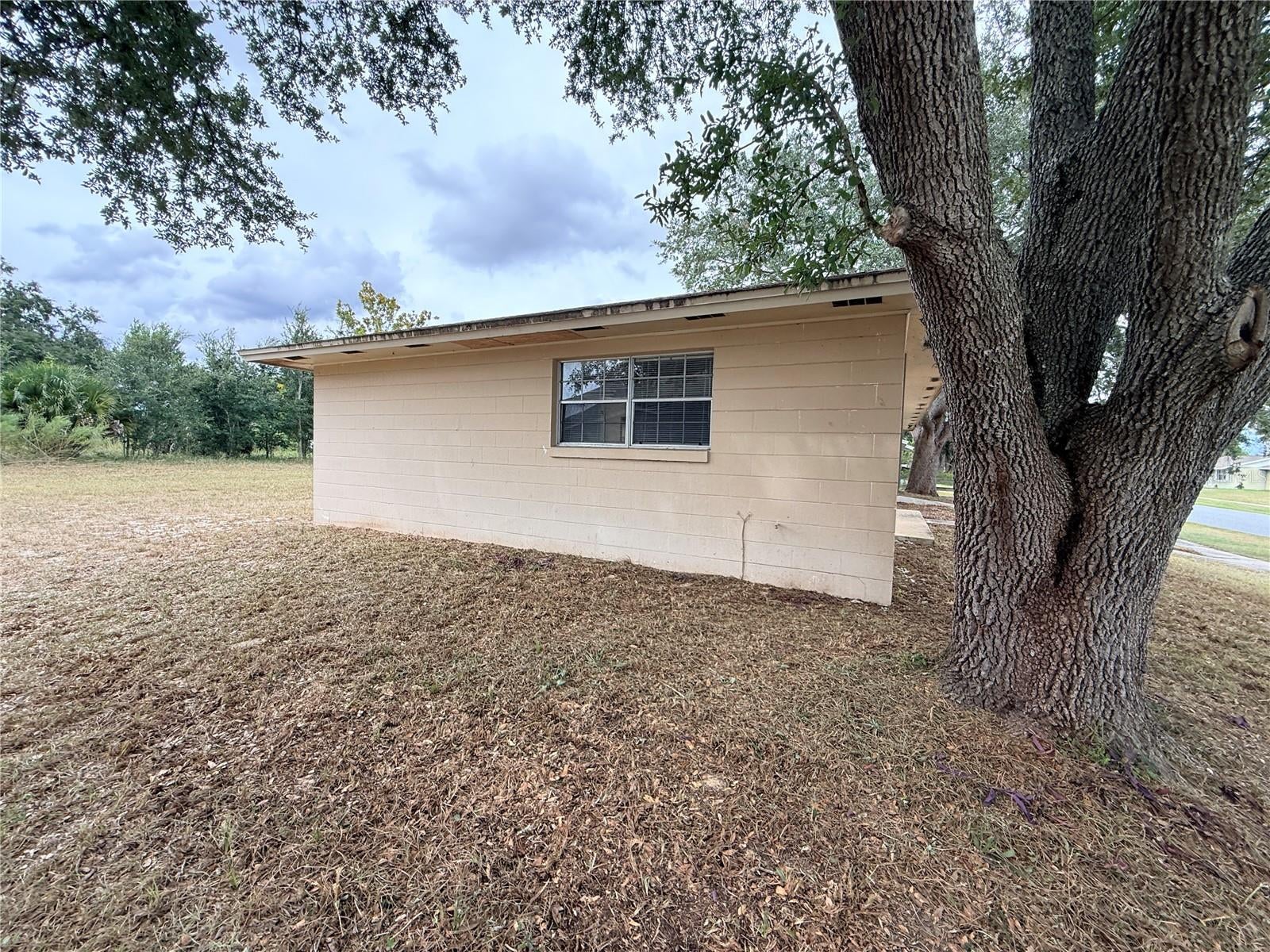 14922 SW 38TH CIRCLE