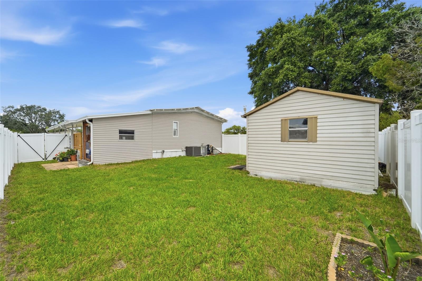 34 DA ROSA AVENUE