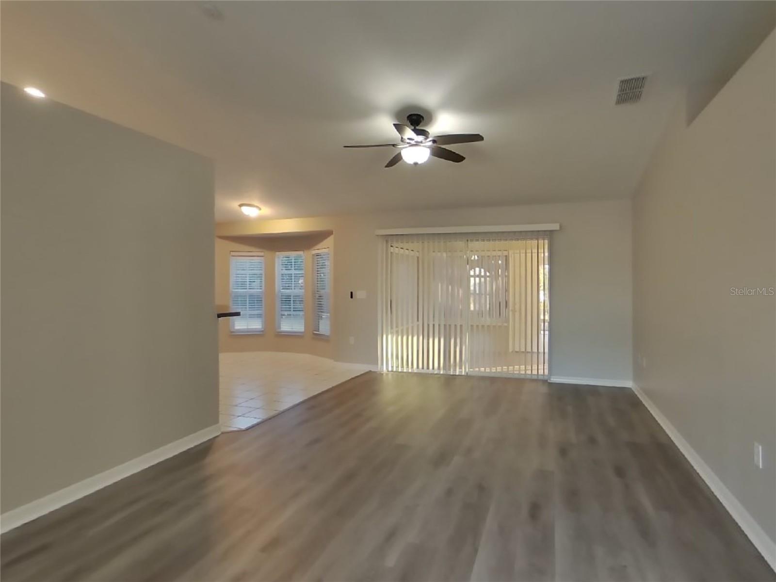 SWEETWATER CREEK UNIT 2 - Residential Lease