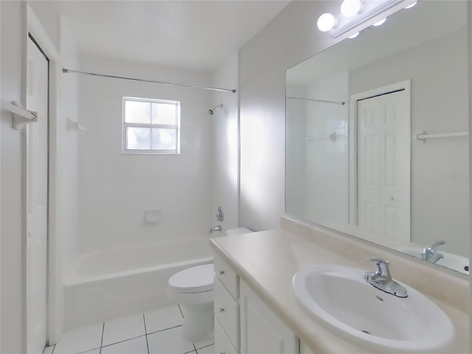 SWEETWATER CREEK UNIT 2 - Residential Lease