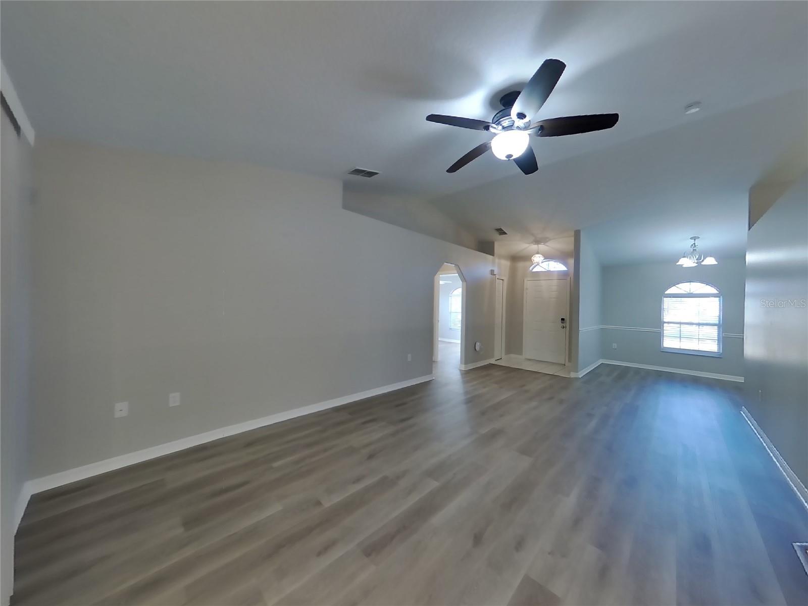 SWEETWATER CREEK UNIT 2 - Residential Lease