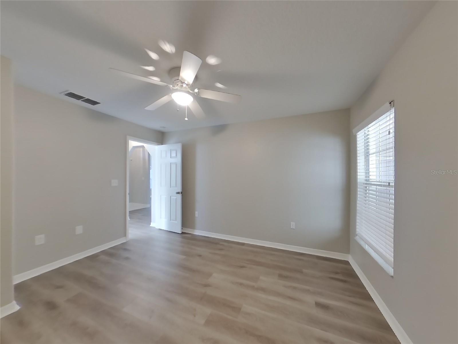 SWEETWATER CREEK UNIT 2 - Residential Lease