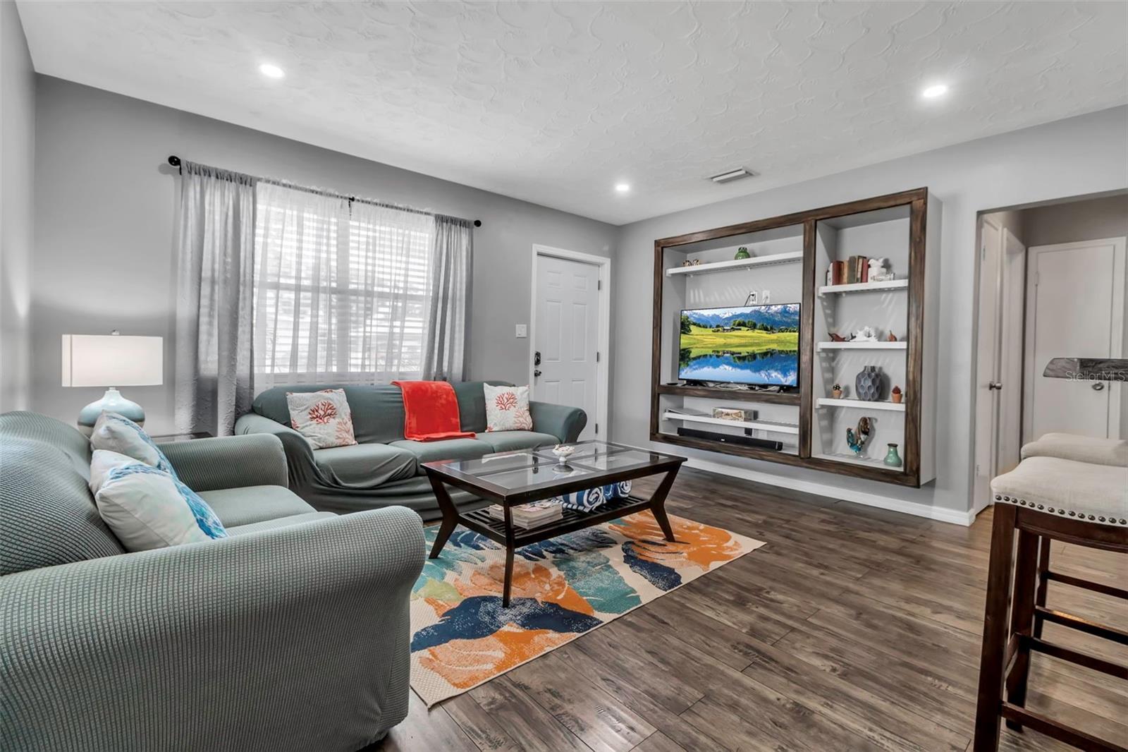 POINCIANA PARK - Residential