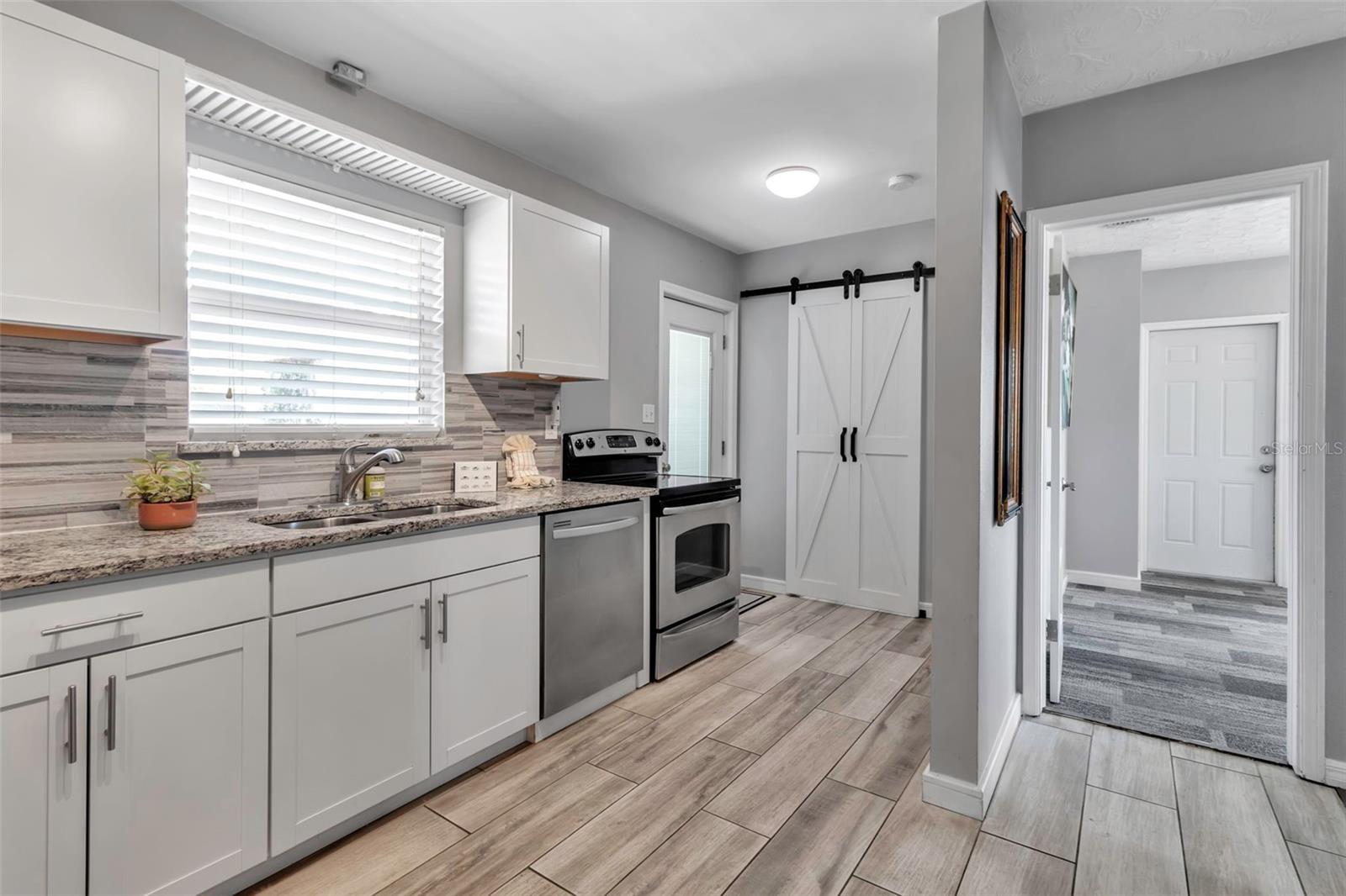 POINCIANA PARK - Residential