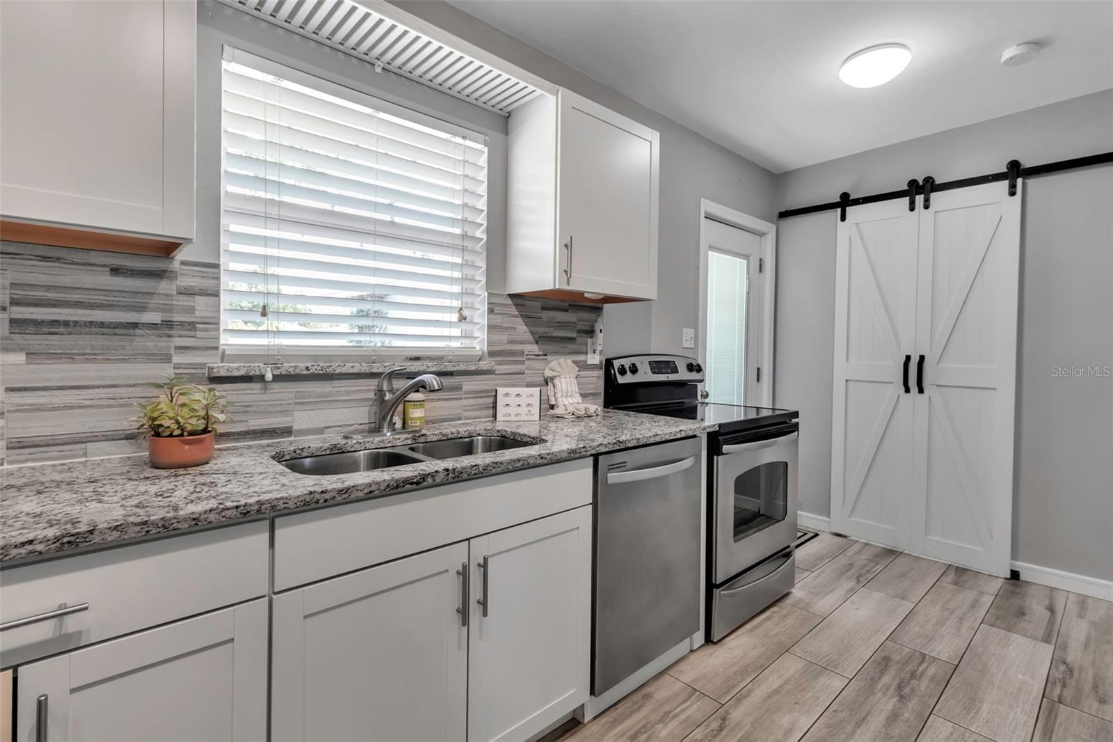 POINCIANA PARK - Residential