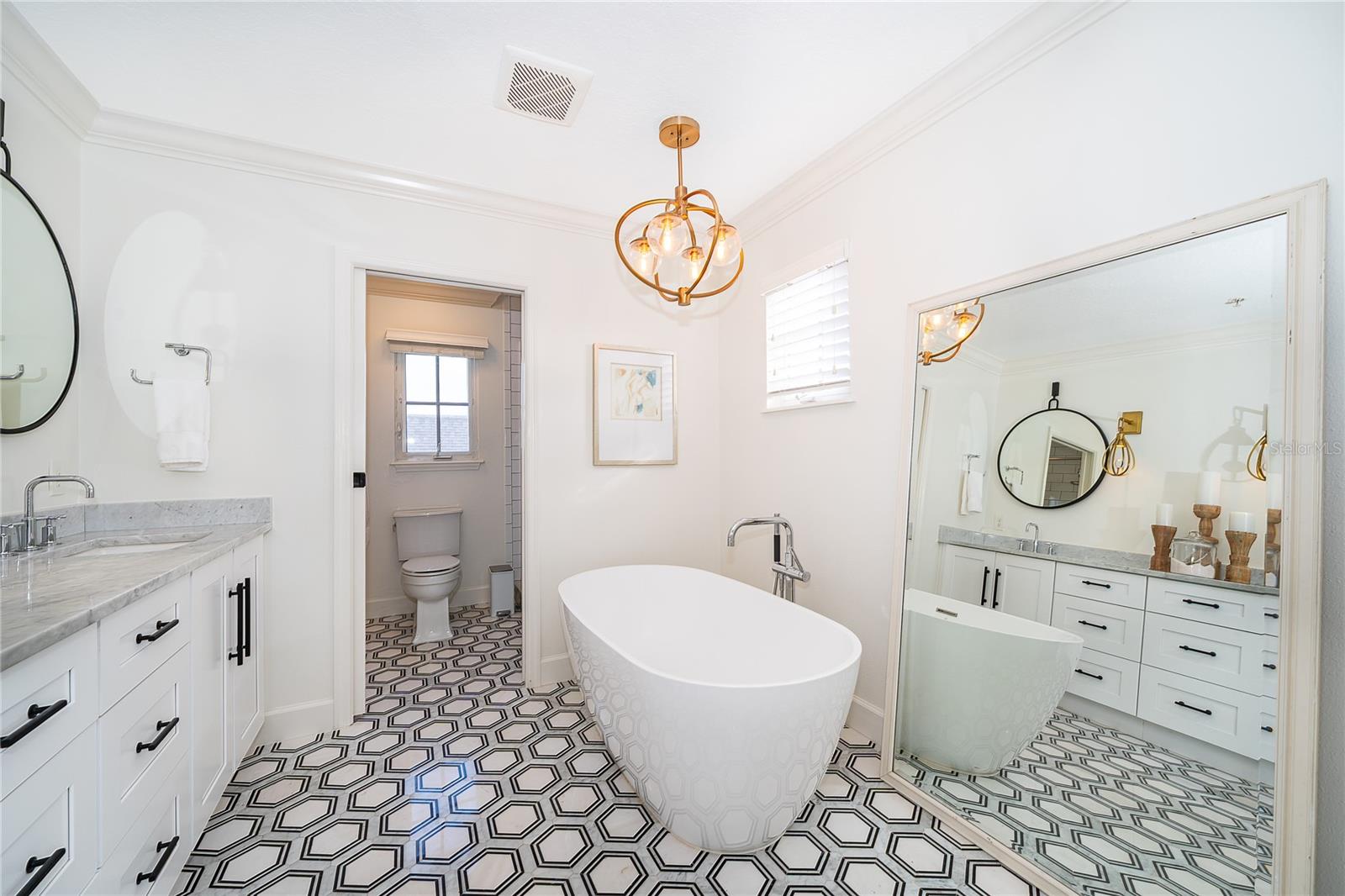 BALDWIN PARK UNIT 6 - Residential Lease