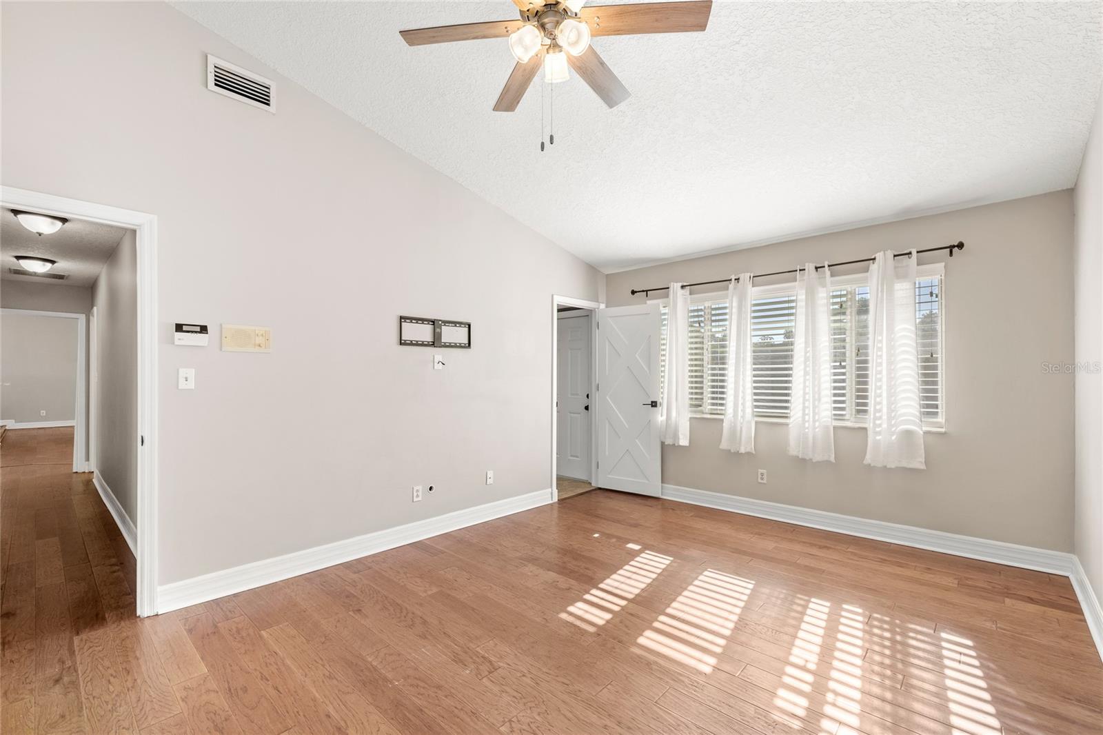 CYPRESS LANDING AT SABAL POINT - Residential