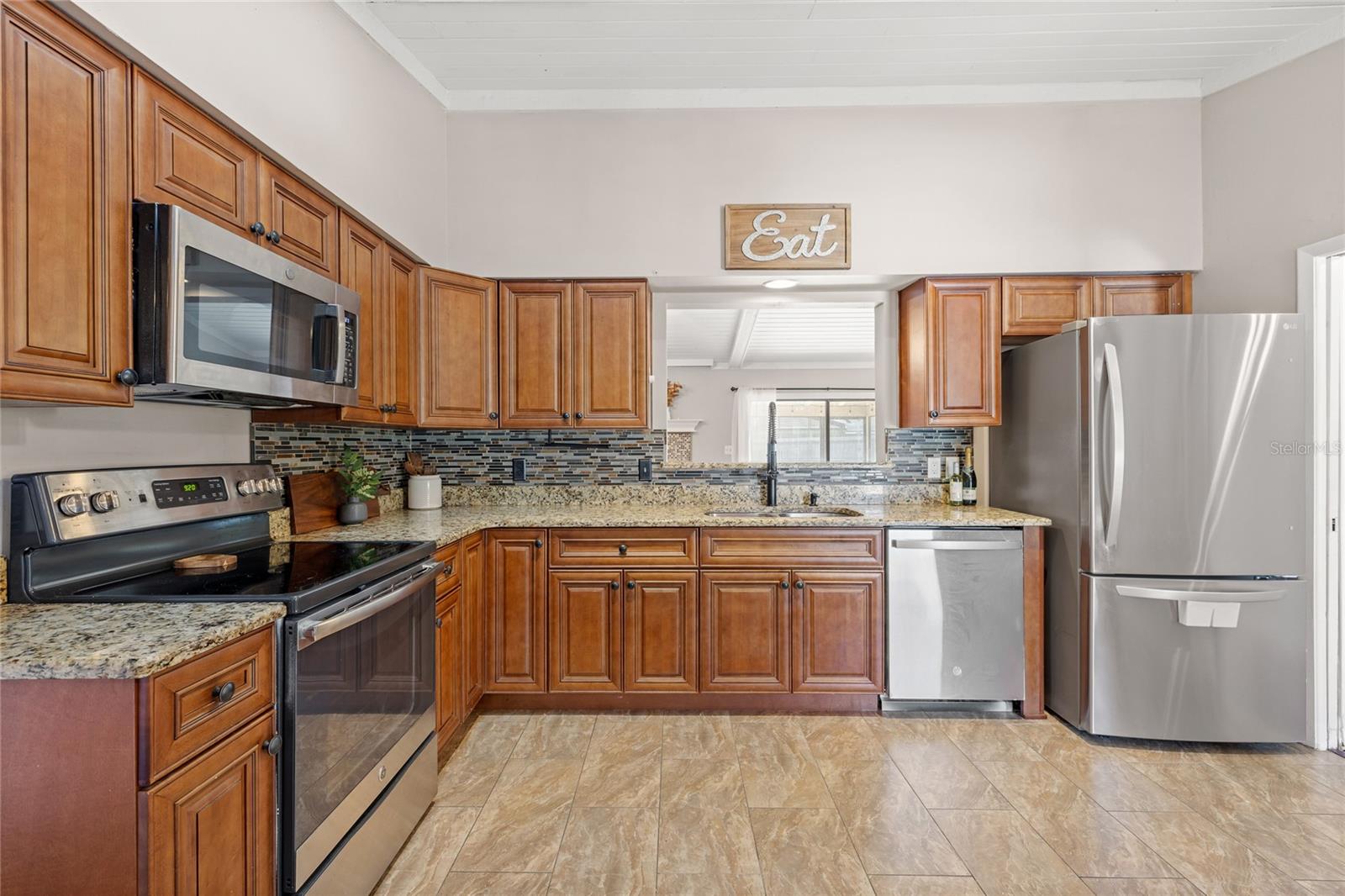CYPRESS LANDING AT SABAL POINT - Residential