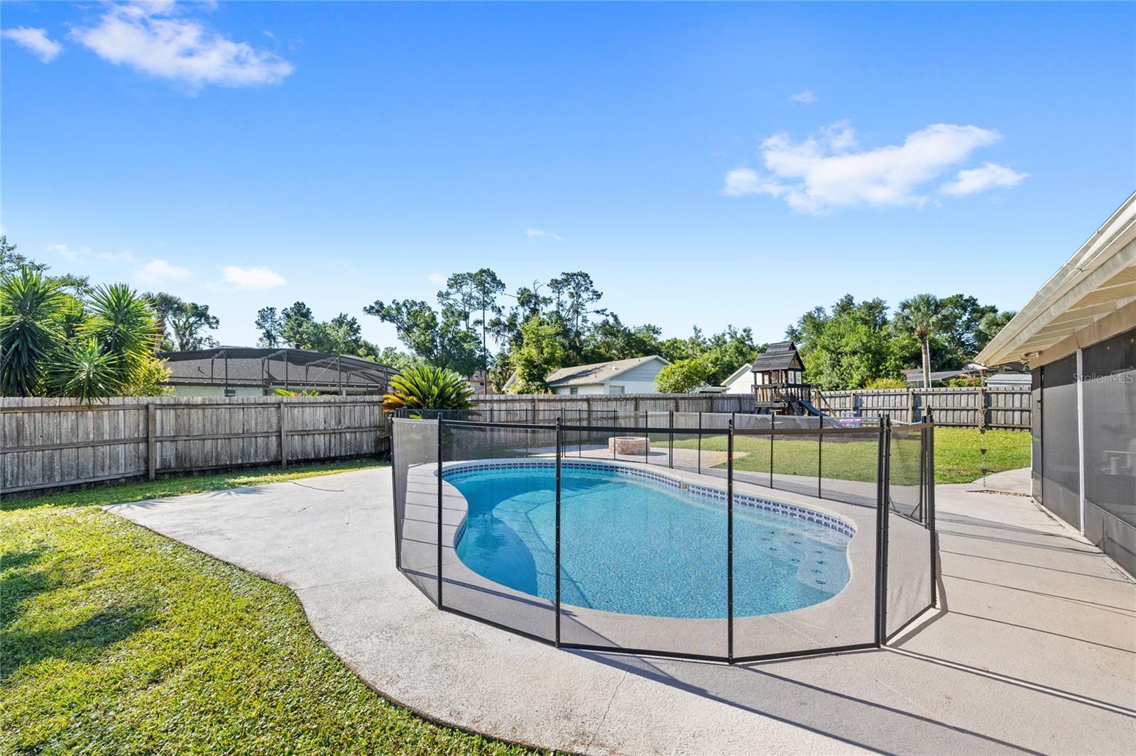 CYPRESS LANDING AT SABAL POINT - Residential
