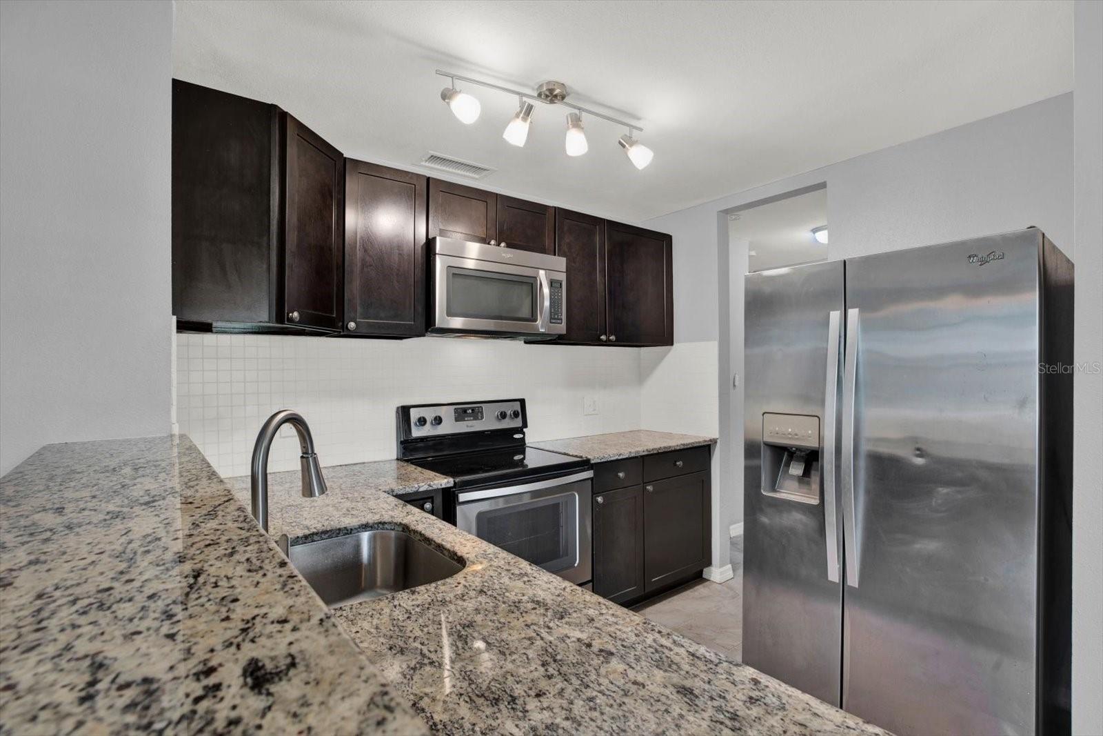 INTERBAY - Residential