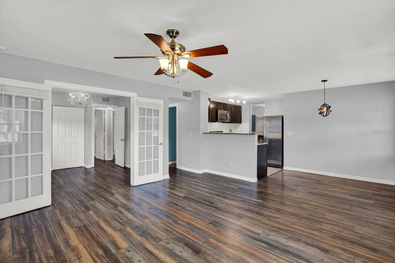 INTERBAY - Residential