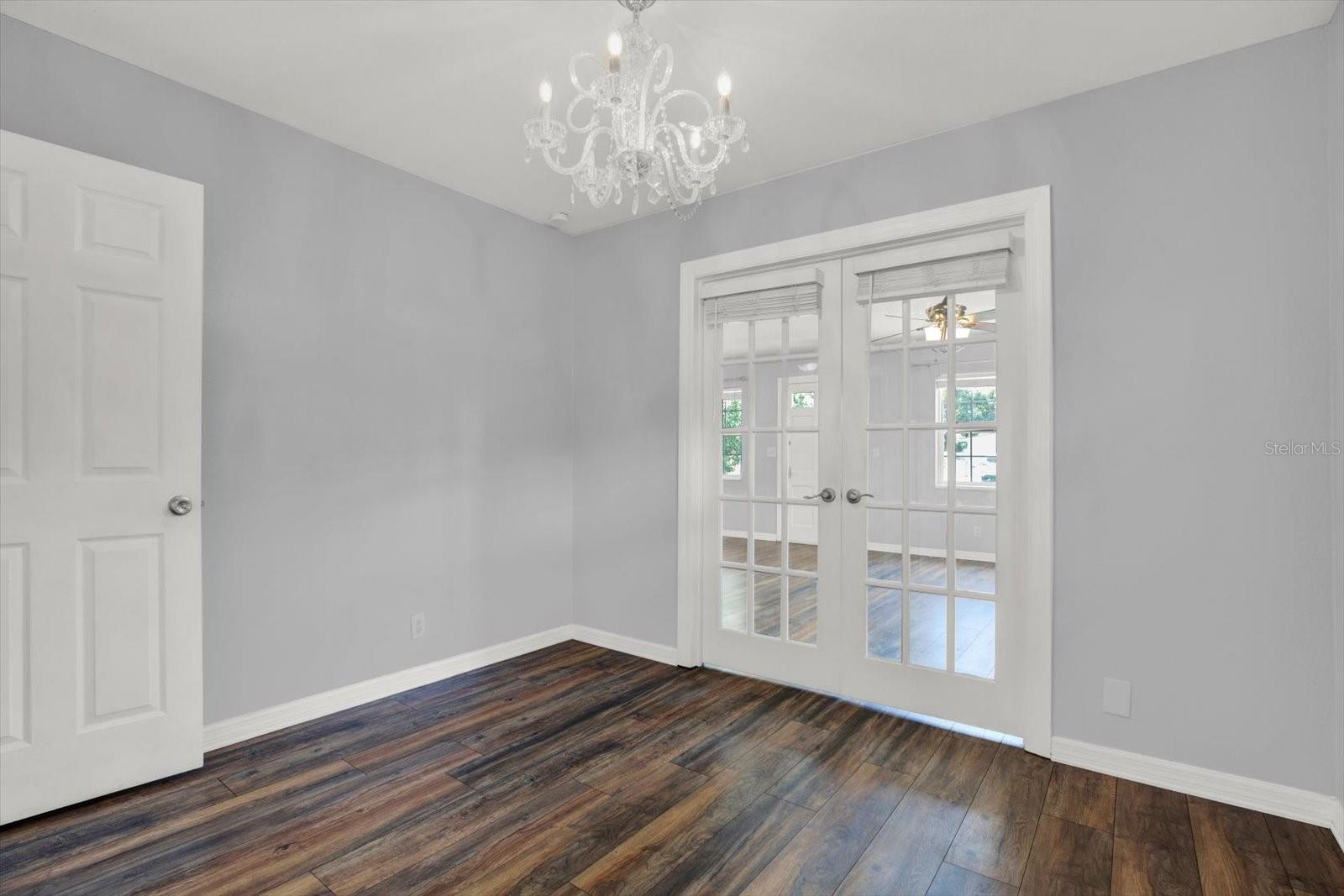 INTERBAY - Residential
