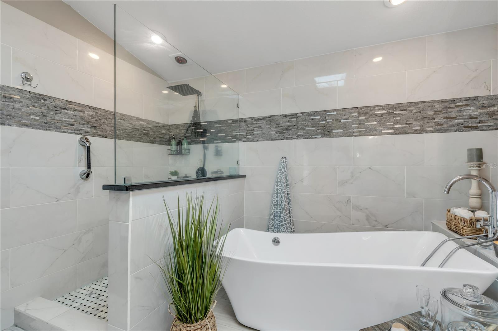 SILVER SANDS SEC B - Residential