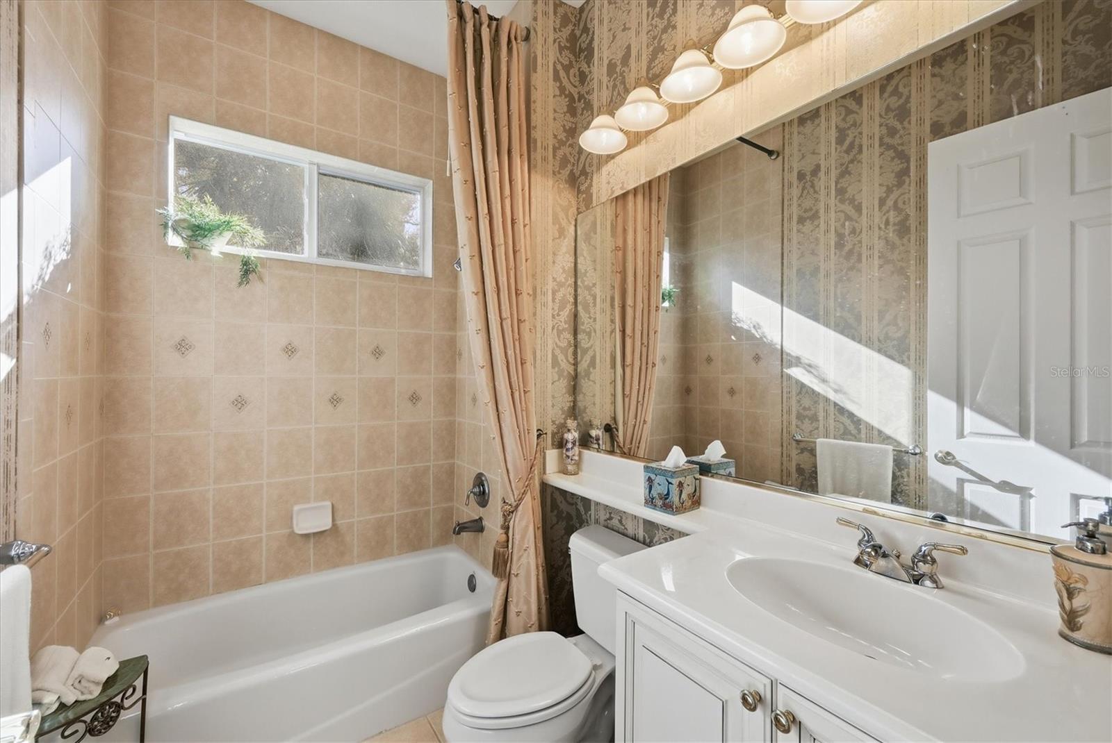 BOCA ROYALE - Residential