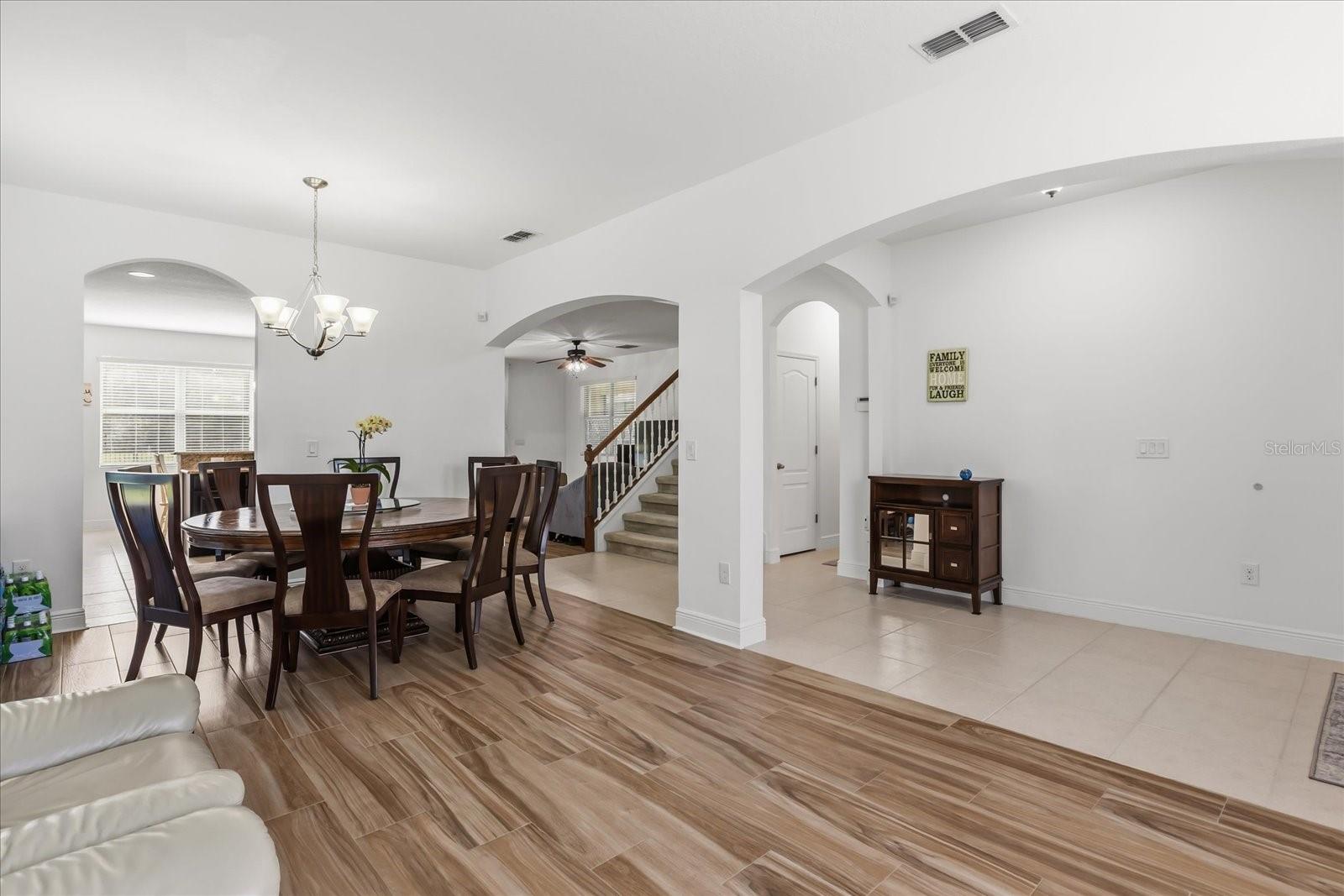 10536 CABBAGE TREE LOOP