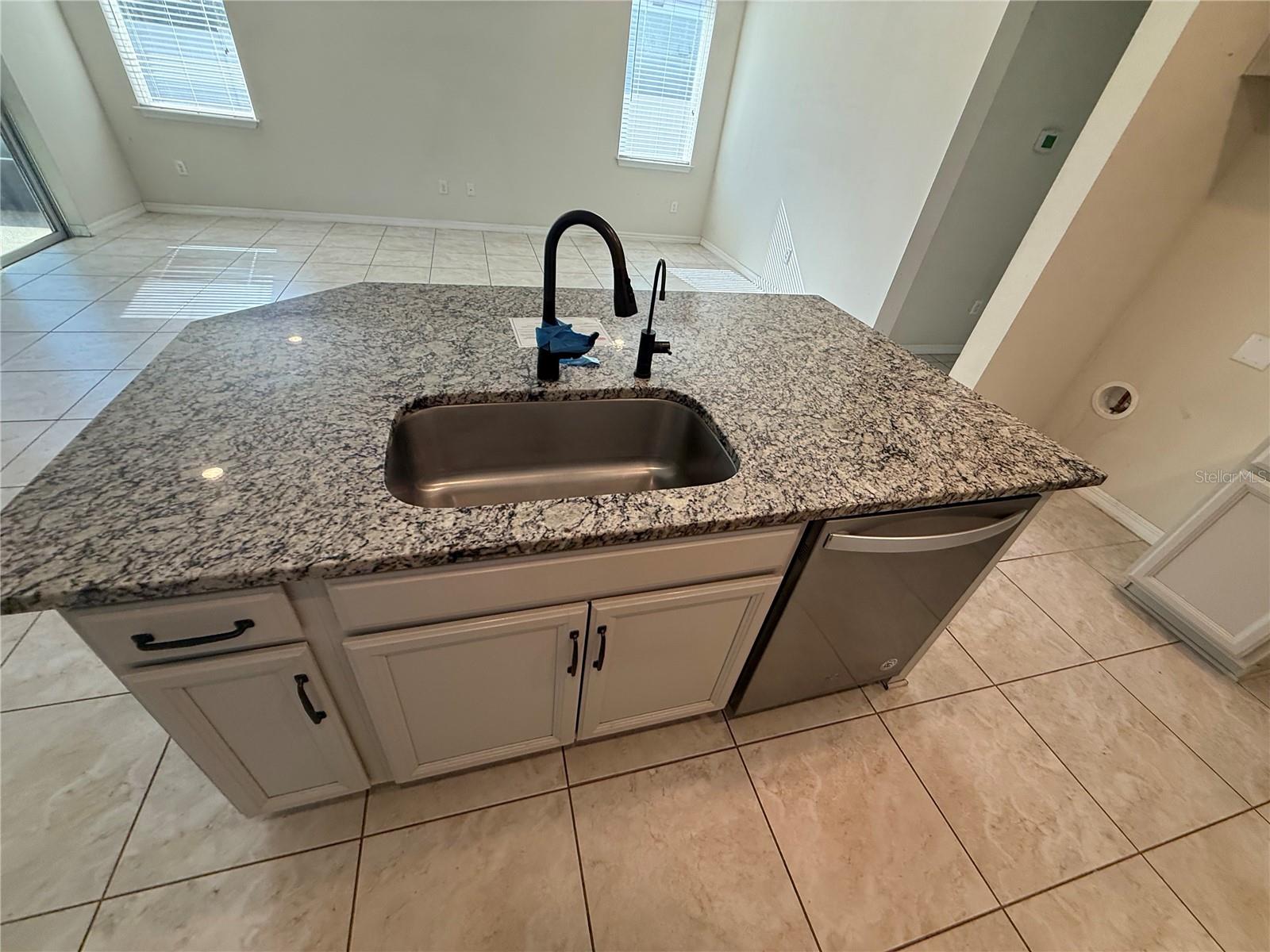 AVALON PARK WEST PRCL E PH 1 - Residential