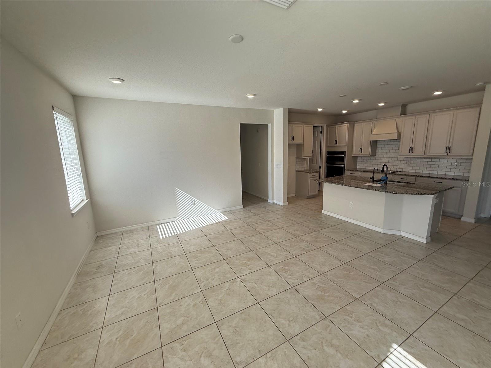 AVALON PARK WEST PRCL E PH 1 - Residential