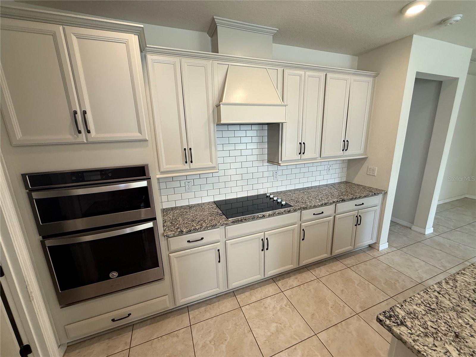 AVALON PARK WEST PRCL E PH 1 - Residential