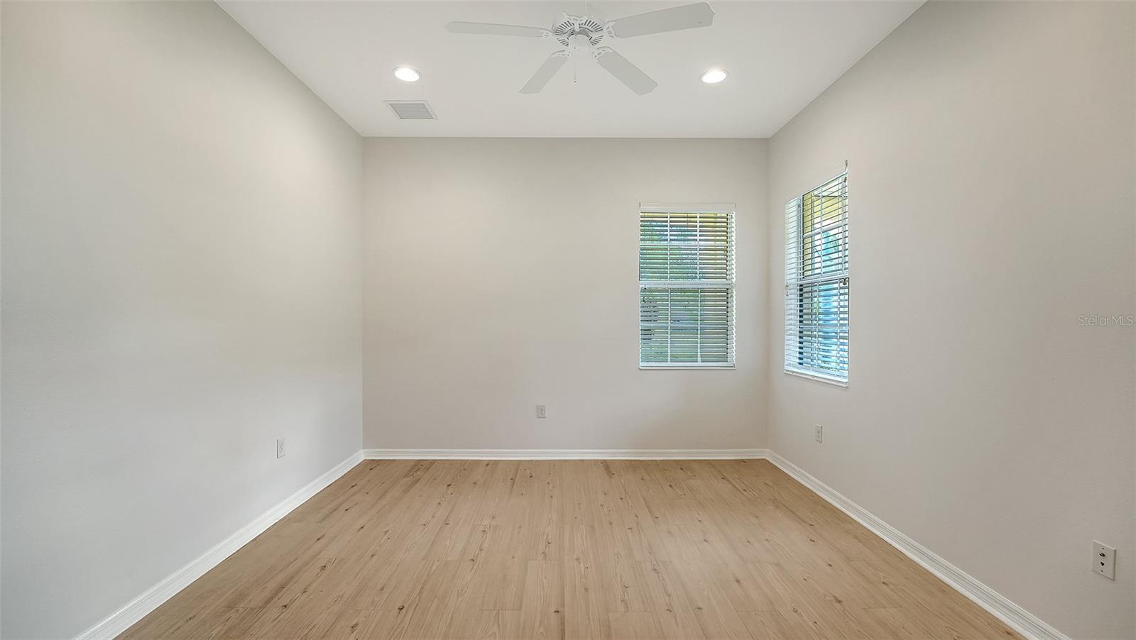 GRAND PALM PH 1C B - Residential