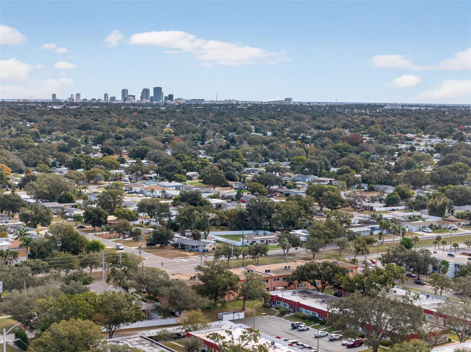 PARKWOOD CONDO - Residential