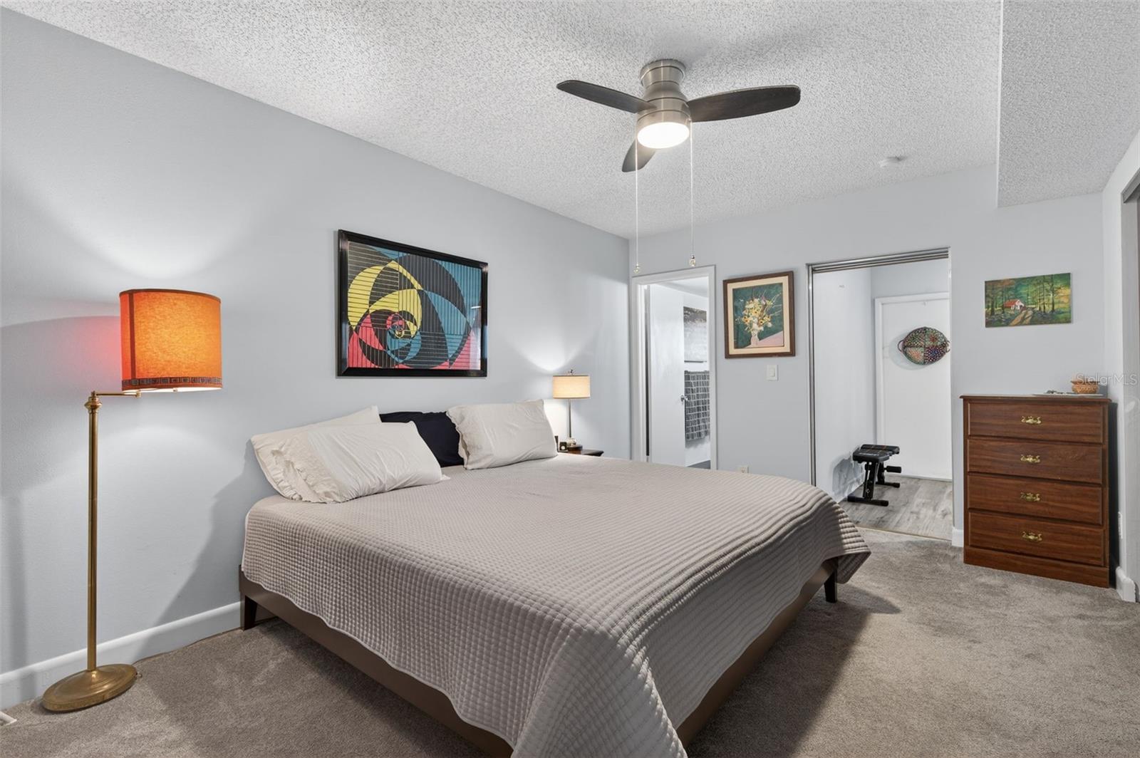 PARKWOOD CONDO - Residential