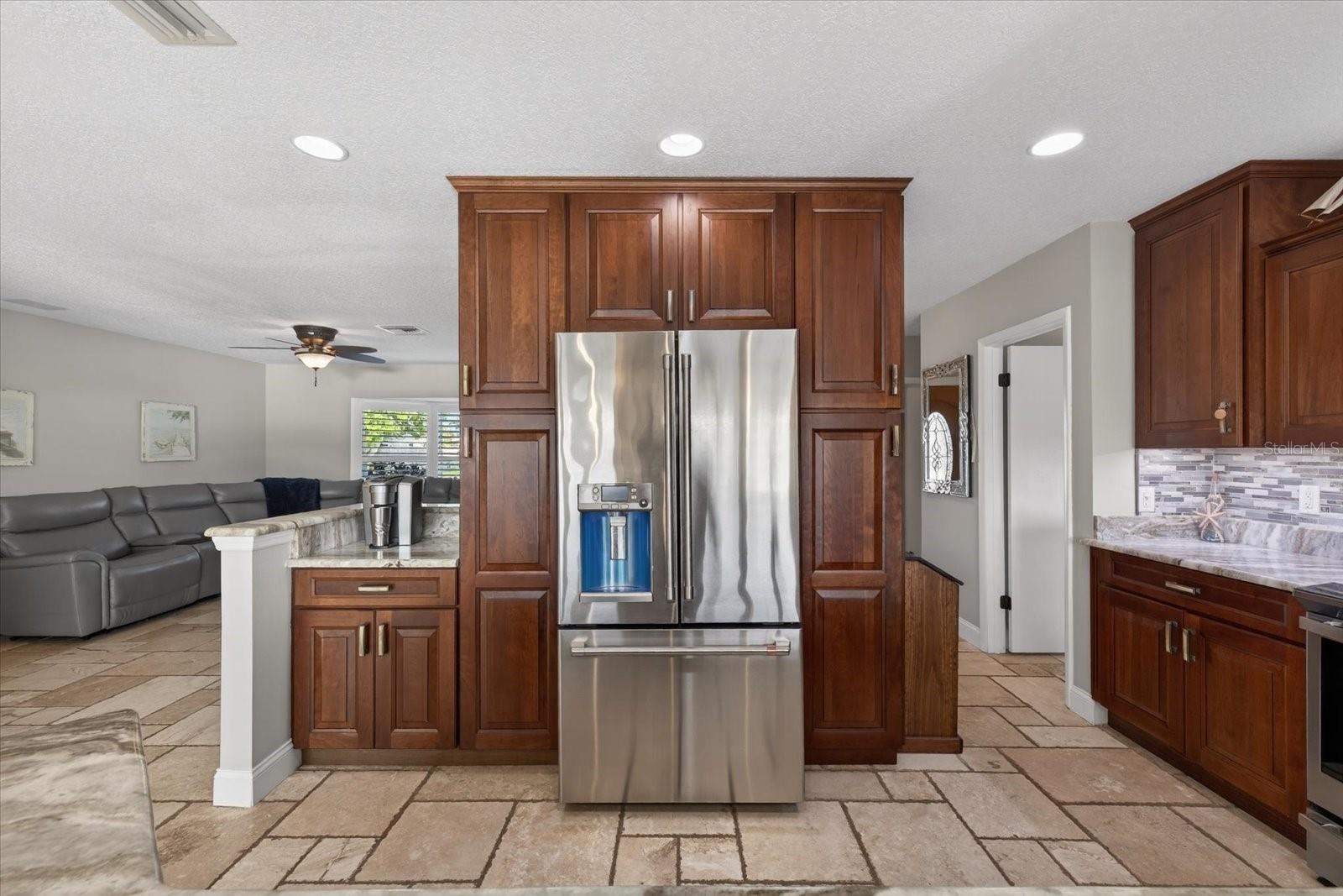 FLOR A MAR - Residential