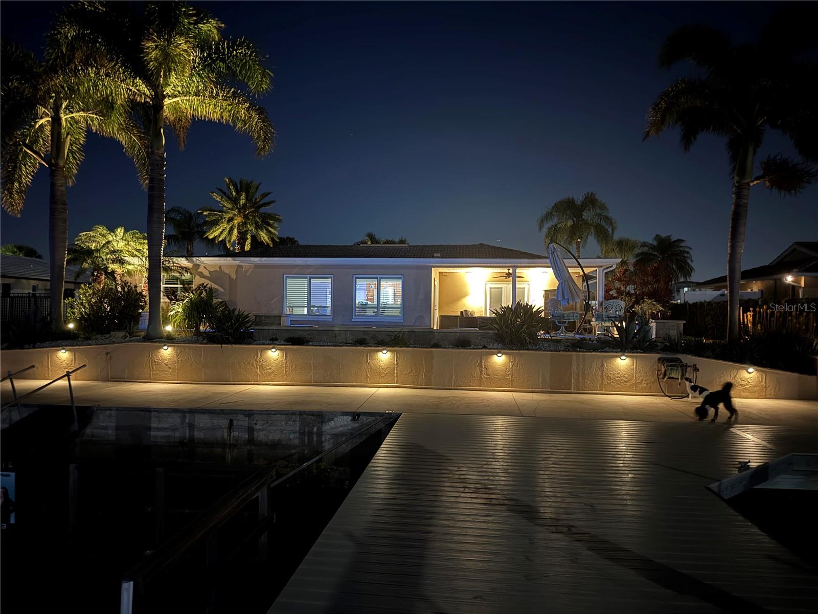 FLOR A MAR - Residential