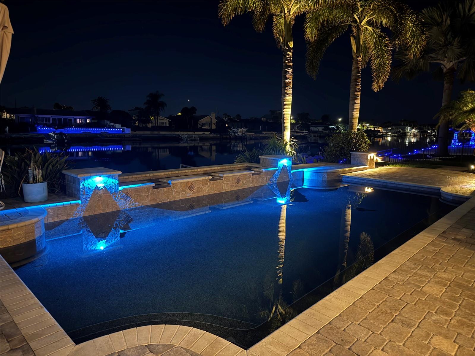 FLOR A MAR - Residential