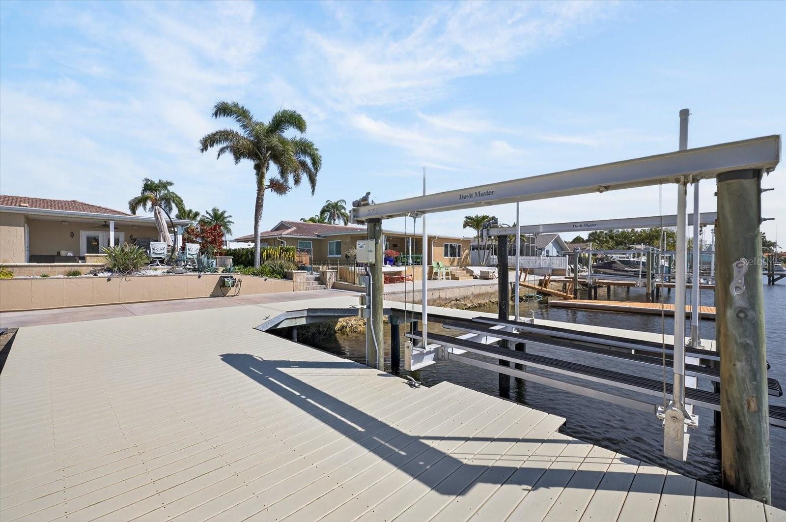 FLOR A MAR - Residential