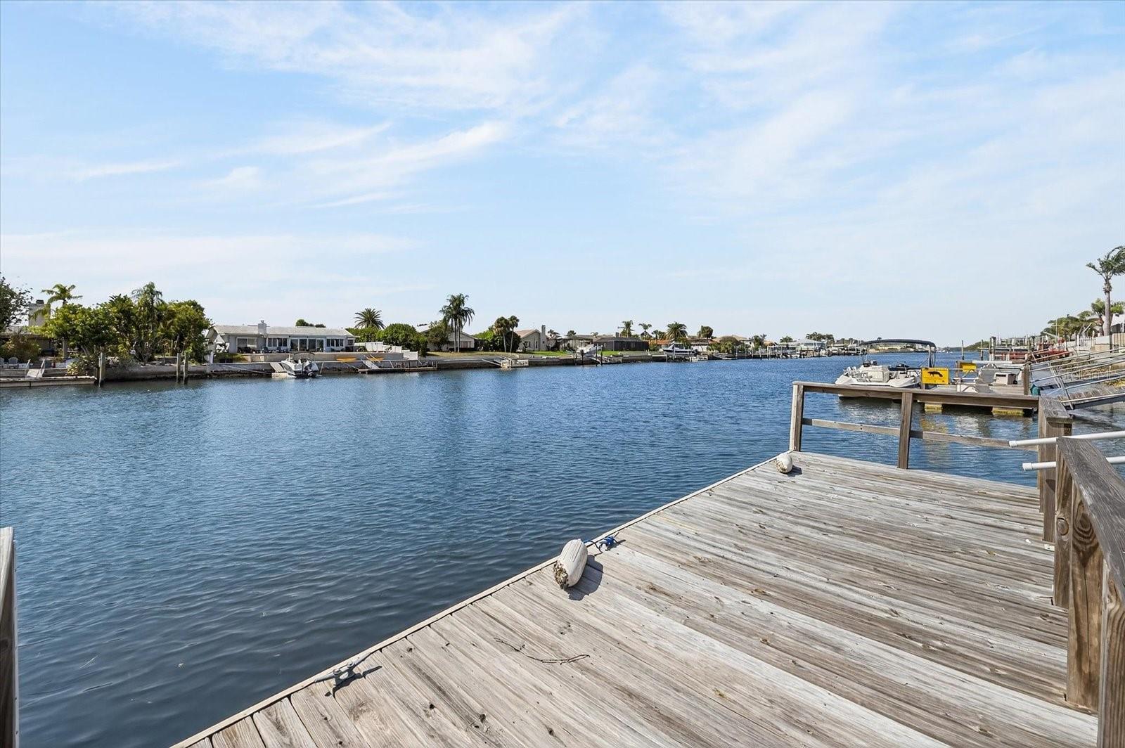 FLOR A MAR - Residential