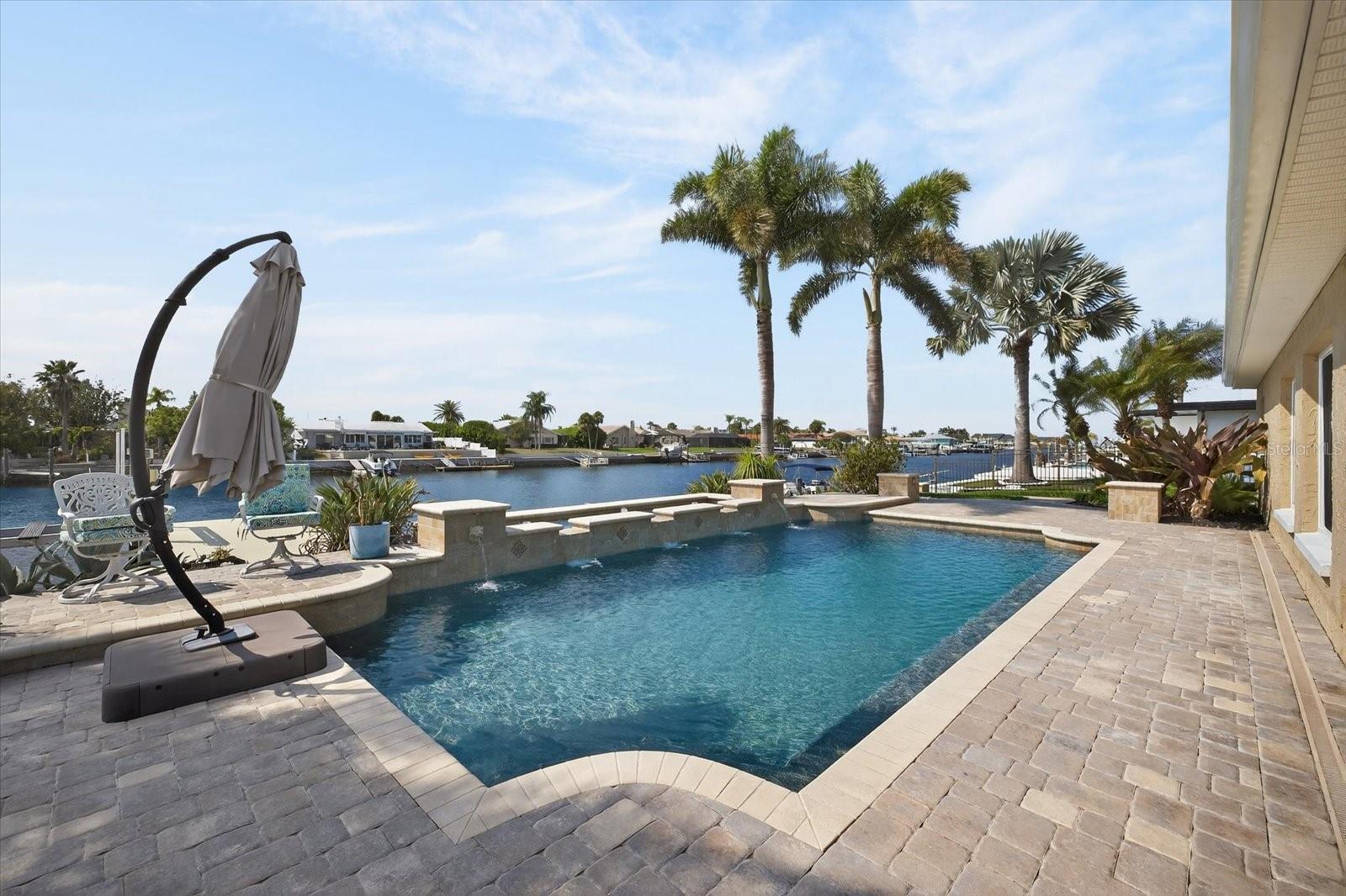 FLOR A MAR - Residential