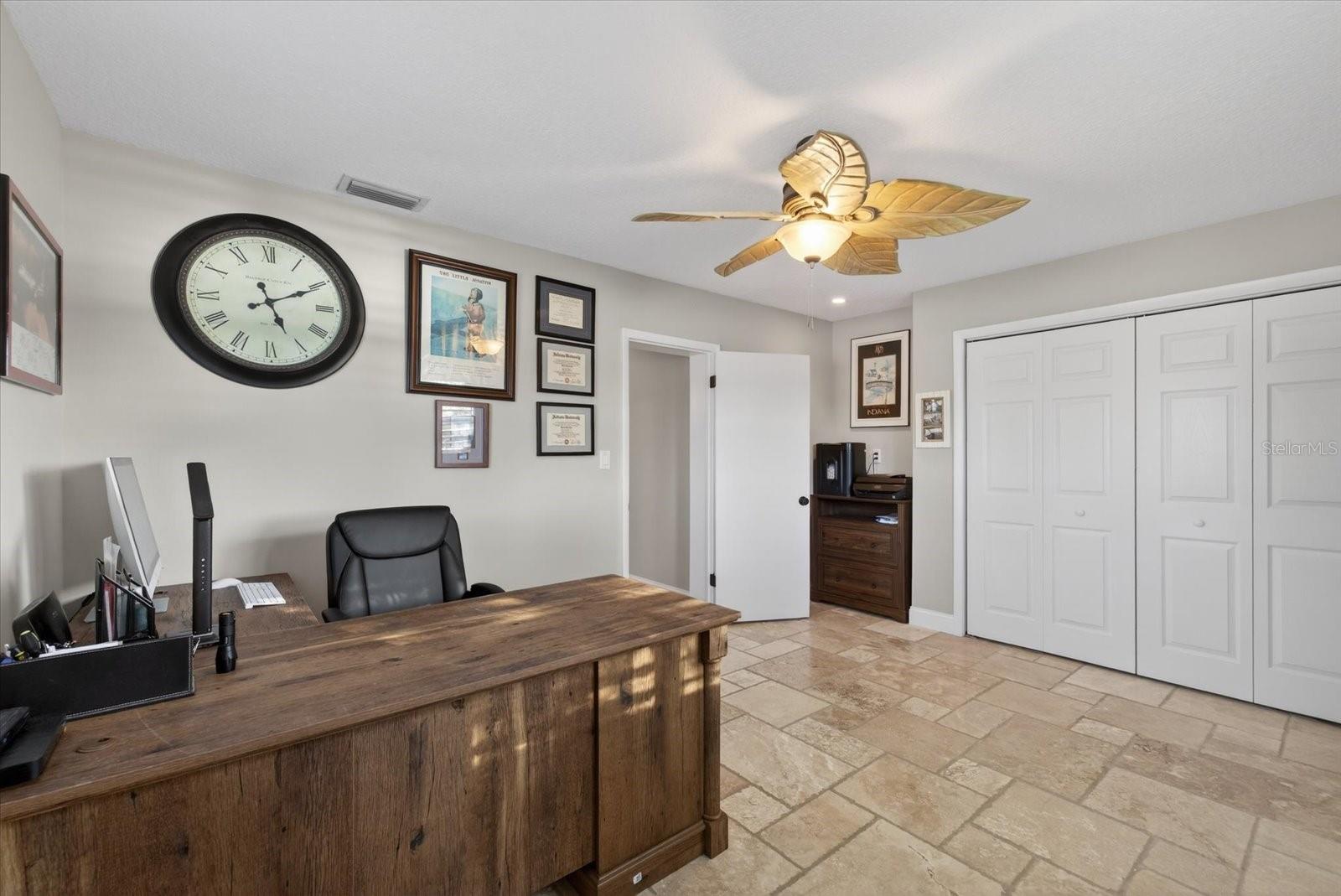 FLOR A MAR - Residential