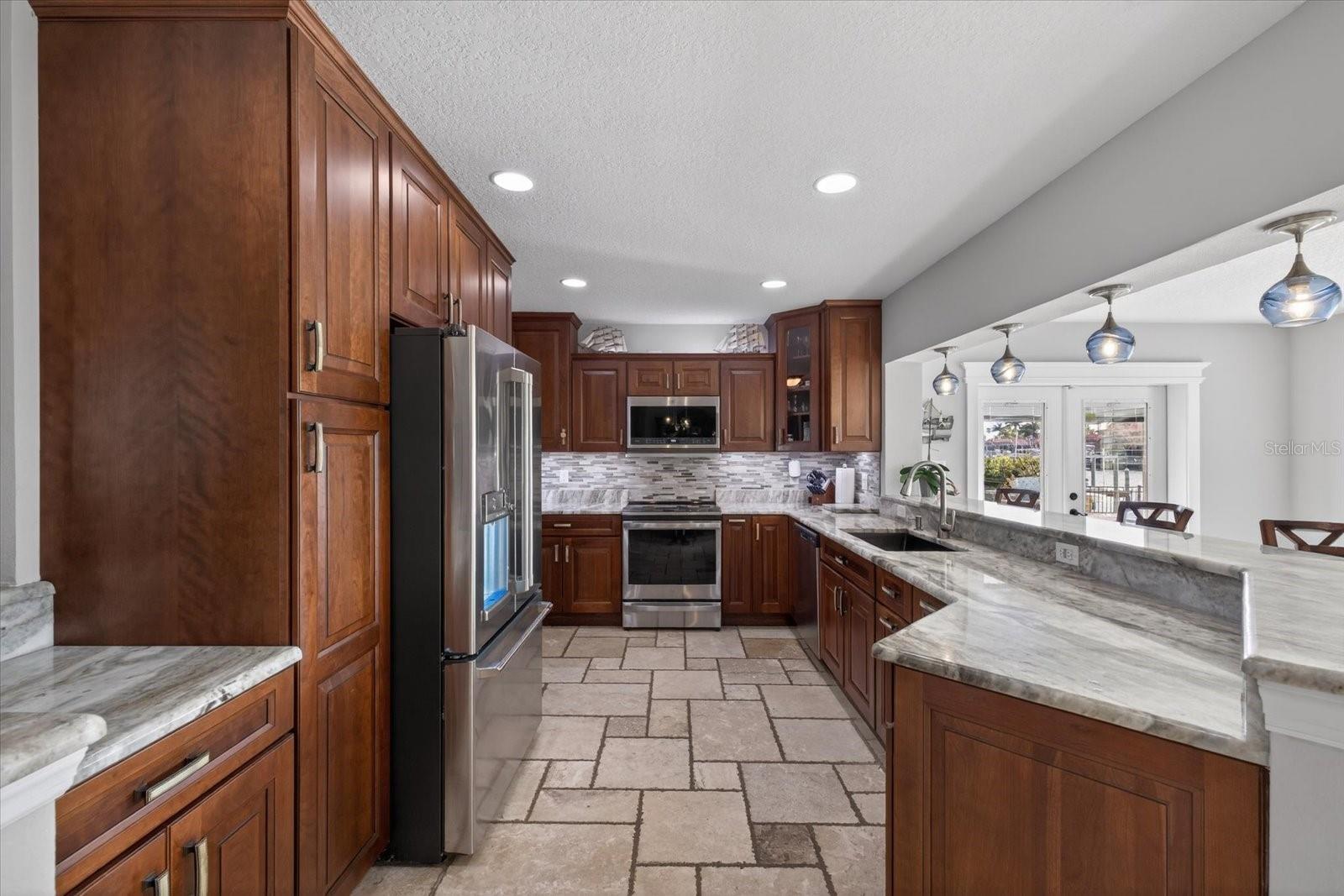 FLOR A MAR - Residential