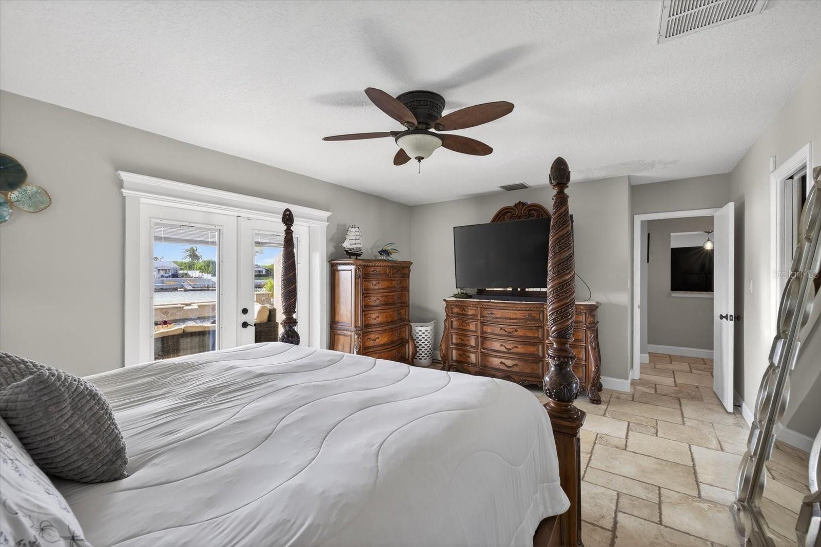 FLOR A MAR - Residential