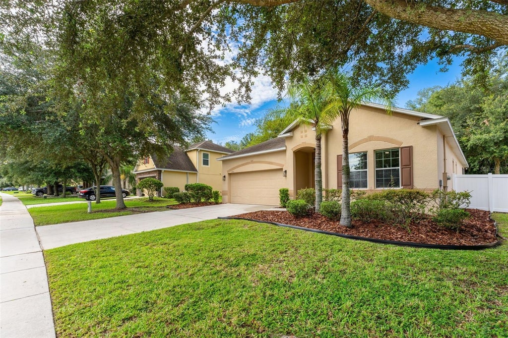 Photo of 1586 Rosedowne Way, Apopka, FL 32703 (MLS # O6441153)
