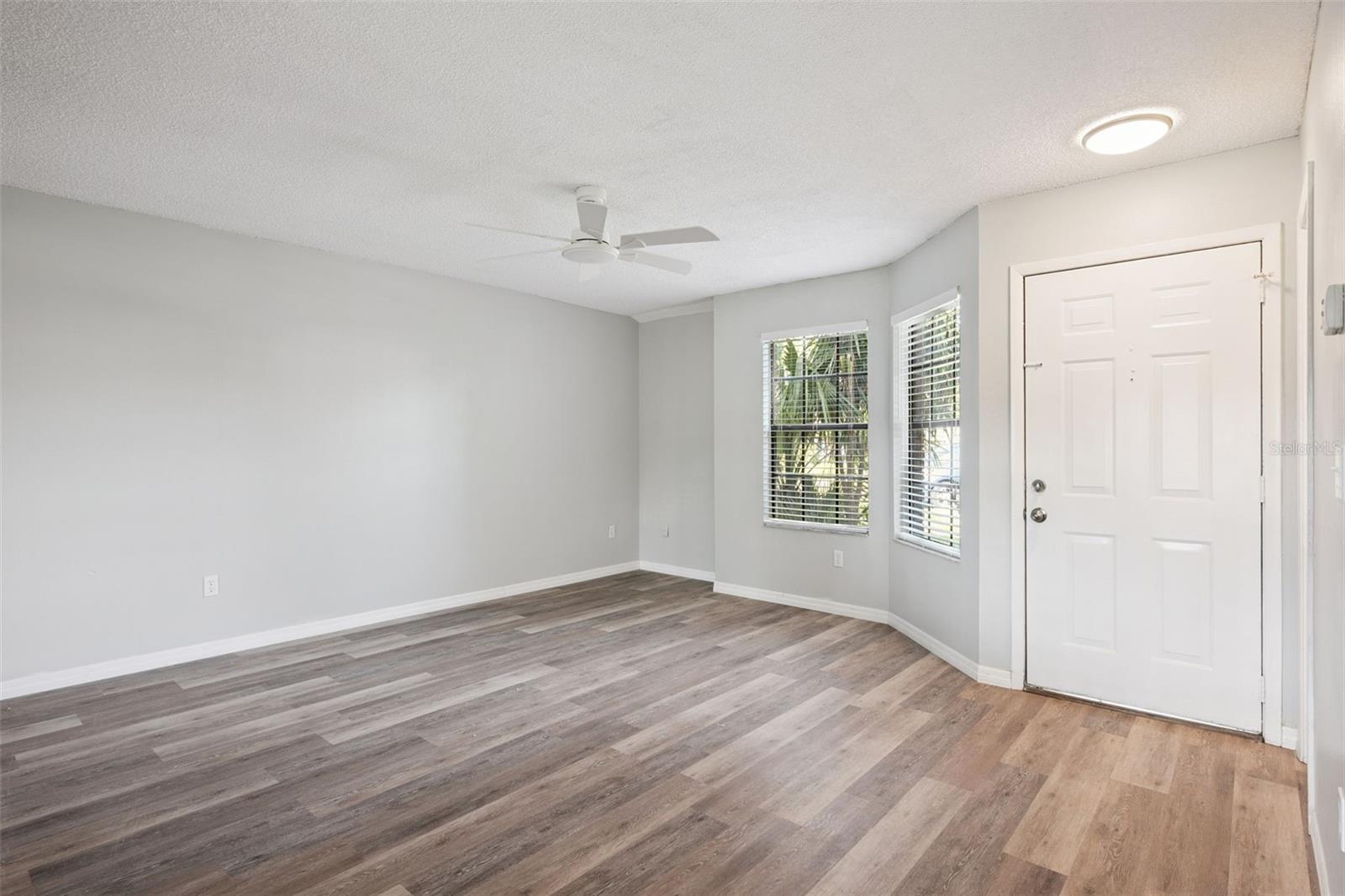 2889 WAREHAM COURT