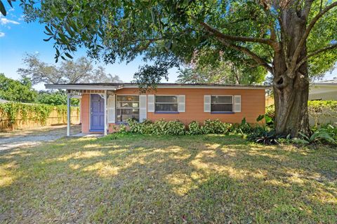 Photo of 10015 N 25th Street, Tampa, FL 33612 (MLS # TB8438055)